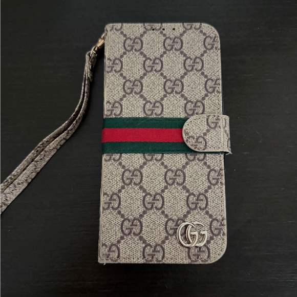 Gucci Phone Case/wallet with Strap